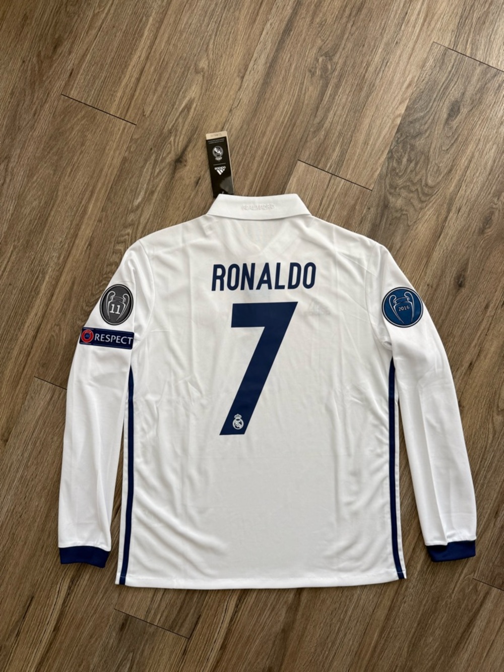 Real Madrid  Home 2017 Retro Cristiano Ronaldo #7 White Long-Sleeve Jersey